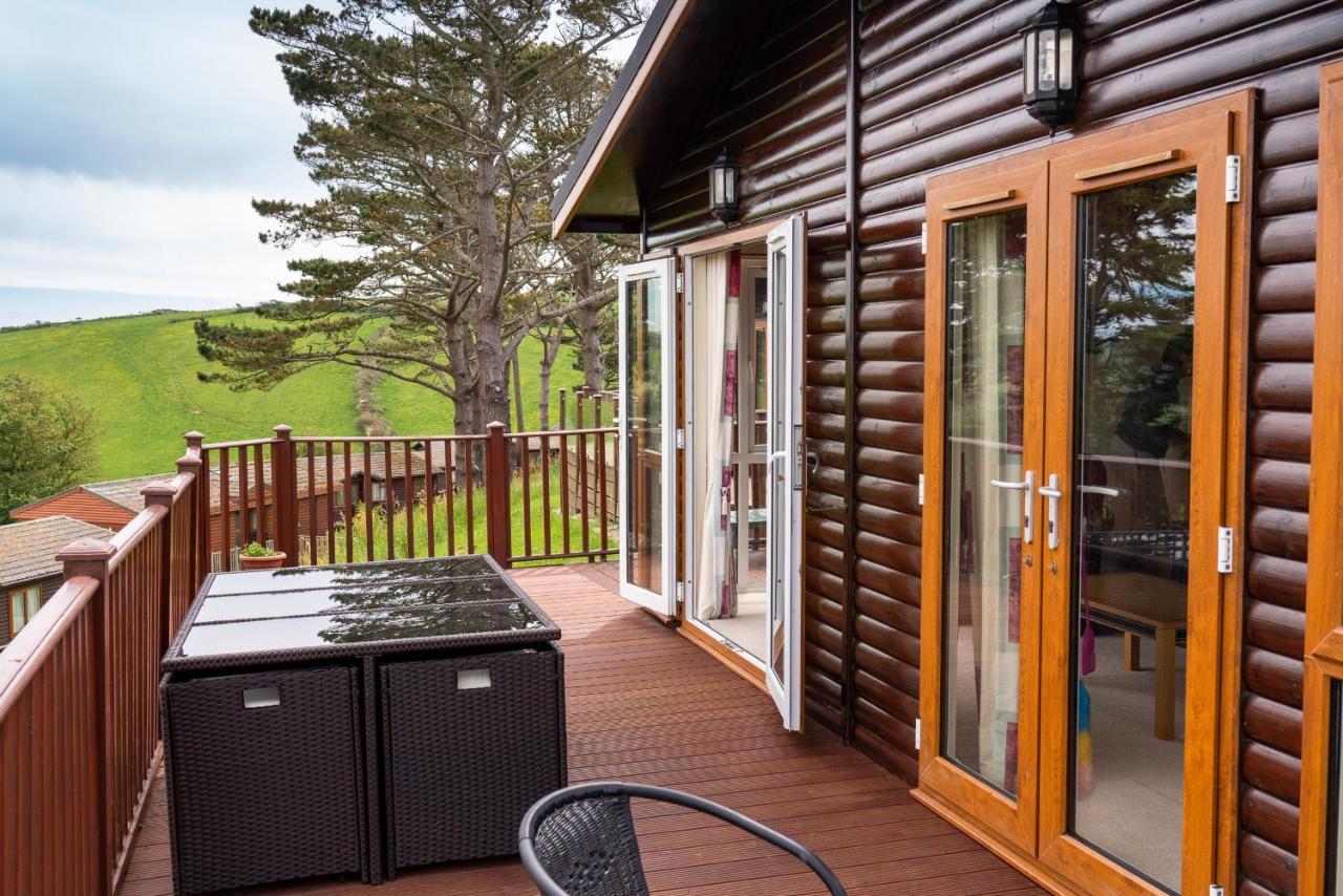 Finest Retreats - Whitsand Bay Lodge Torpoint Exterior photo